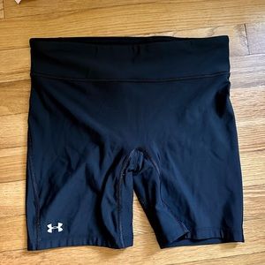 Under Armour bike shorts, size M